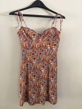 Aritzia Wilfred Fable Dress Floral size 4